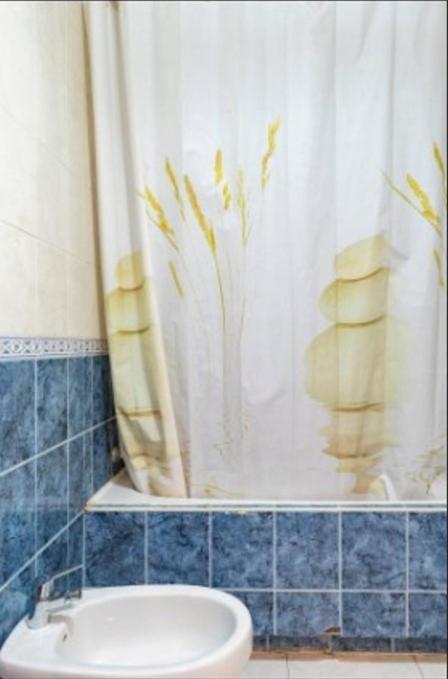 Acogedora Habitacion En Apartamento Compartido Amplio Y Centrico Гранада Екстер'єр фото
